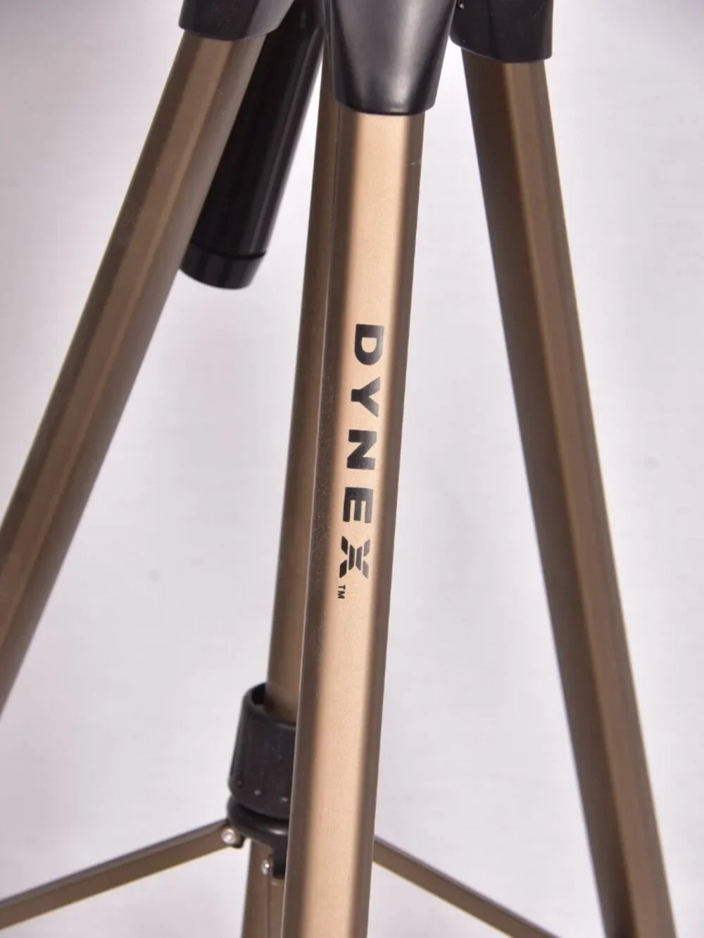 Dynex DX-TRP60 Camera Tripod with Pan Tilt Head Adjustable Aluminum Legs